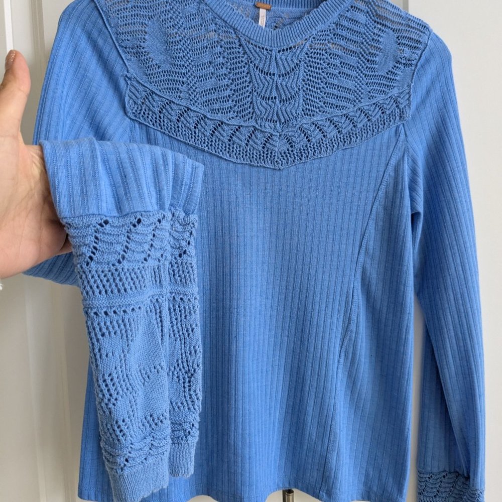 Free People Colette Top Women M Blue Pointelle Crochet Detail Lace Neckline Knit - Picture 4 of 8